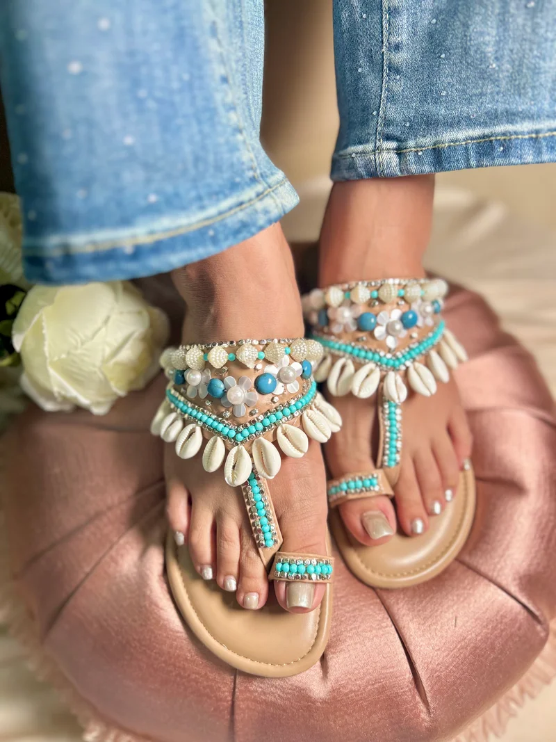 Sandal Stories Beige & Blue Seashell Cushioned Sandals for Women