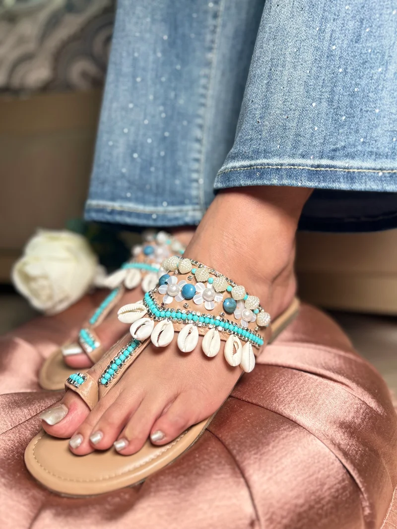 Sandal Stories Beige & Blue Seashell Cushioned Sandals for Women