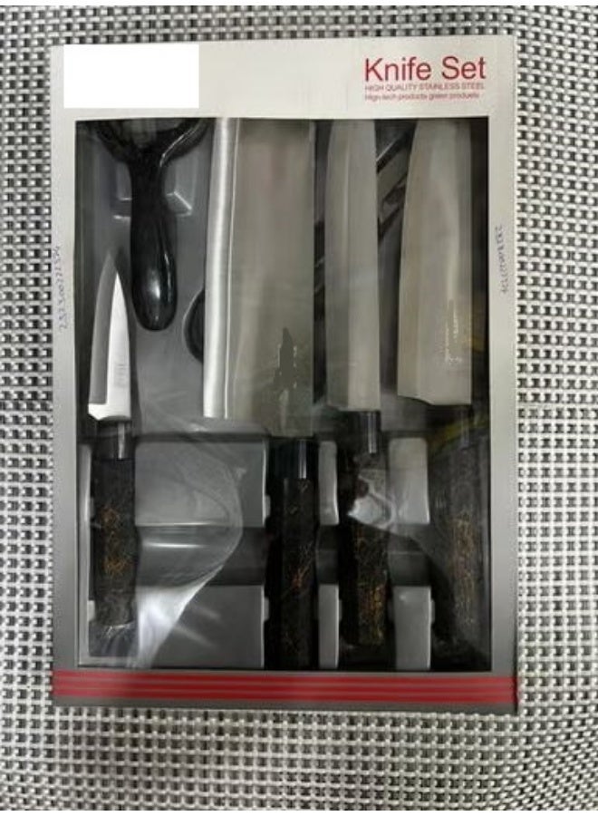 A versatile stainless steel kitchen knife set, including knives of different sizes and a practical peeler to facilitate daily chopping and preparation tasks. - Image 2