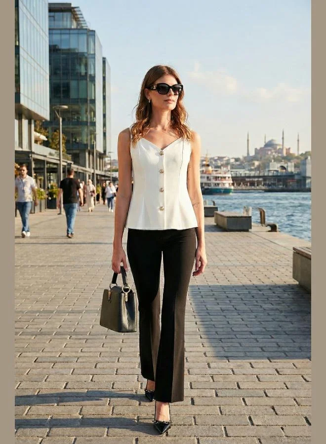 ليلا ليلا فيست نسائي بياقة  وأزرار