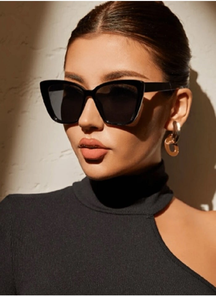 Shein 1 Pair Retro Black Classic Big Cat Eye Fashion Glasses, Fashion Accessory  - Image 1