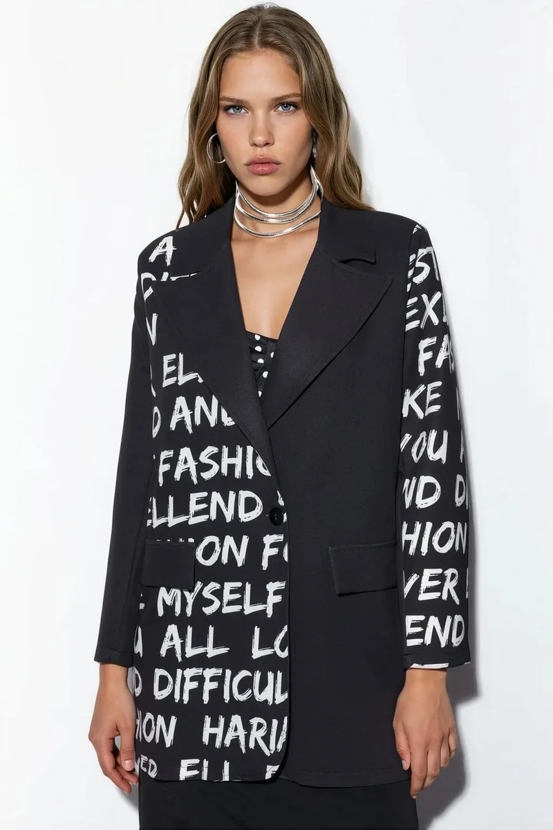 جينيفر Oversized Crepe Blazer Jacket