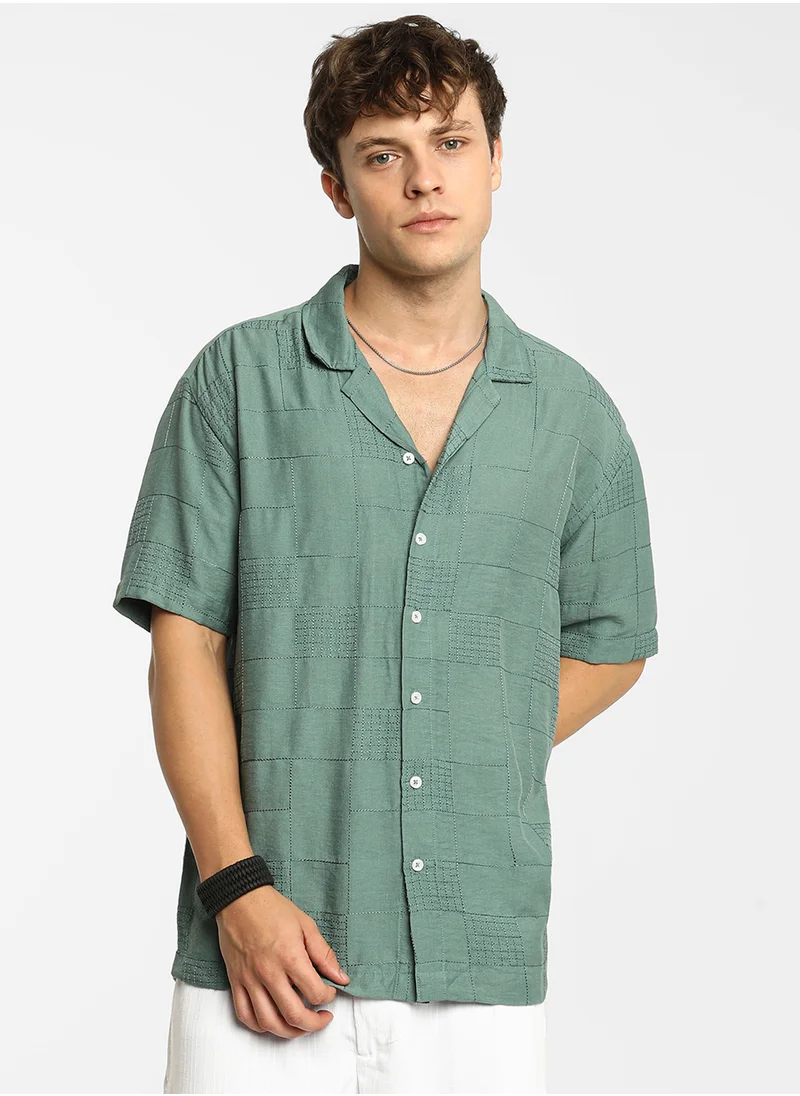 Campus Sutra Men's Sea Green Graph-Tactile Oversized Shirt