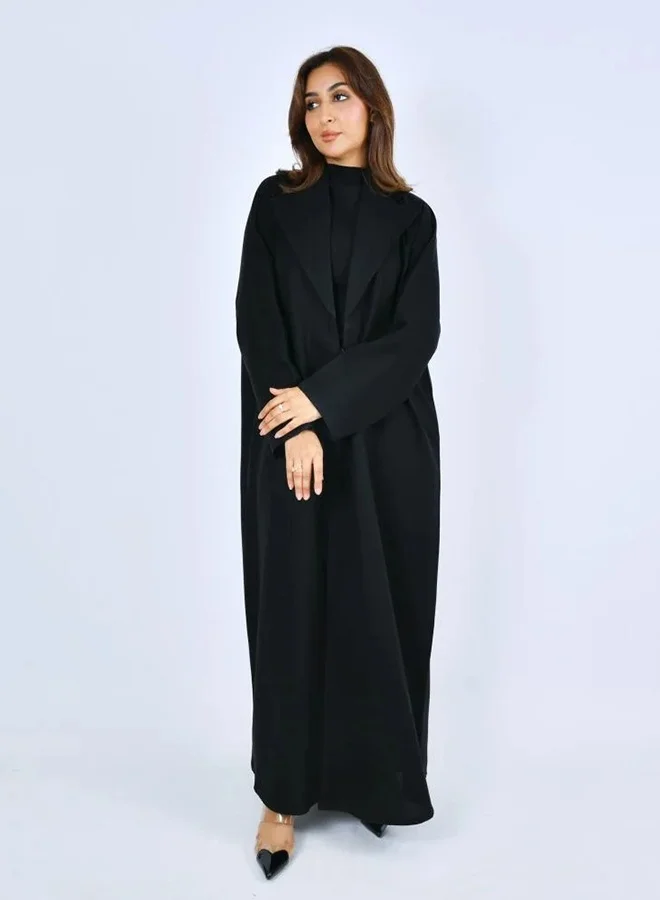 lamha abaya Plain black abaya with a formal cut