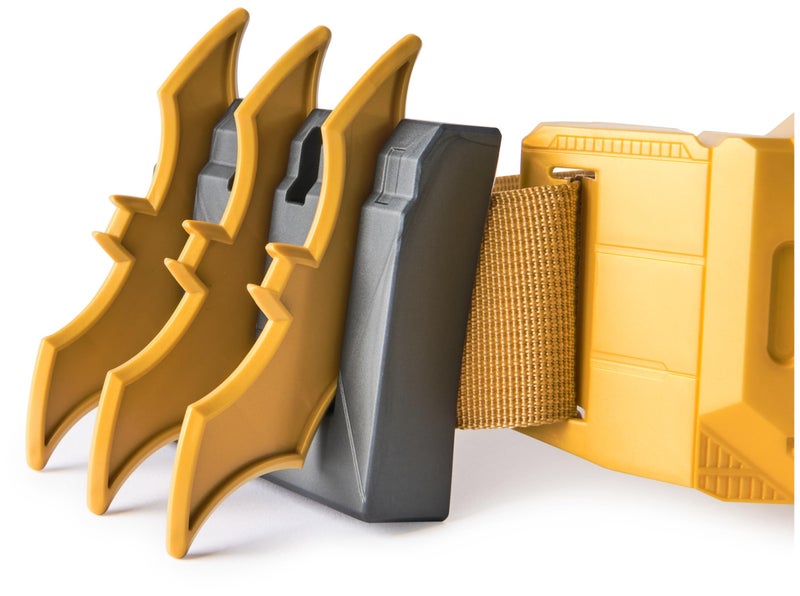 DC Comics Batman, Gear-Up Utility Belt, Batarangs and Smoke Pellets Super Hero Costume Accessories, Kids Roleplay Toys for Boys and Girls Ages 4+ - Image 4