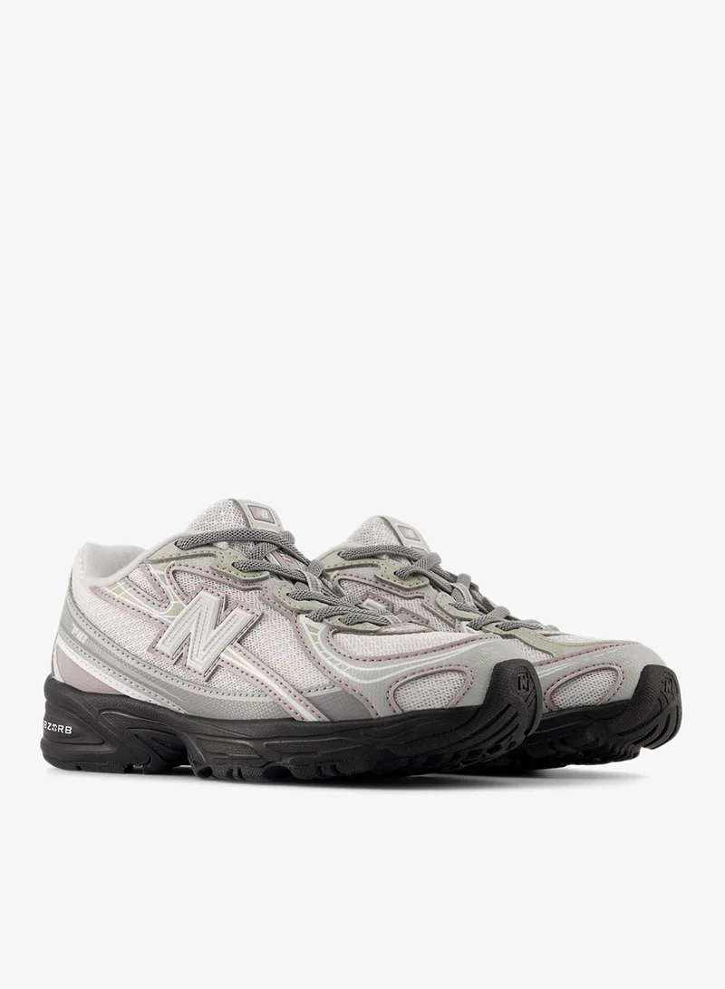 نيو بالانس 740 Bungee Lace casual Sneakers (Standard Fit)