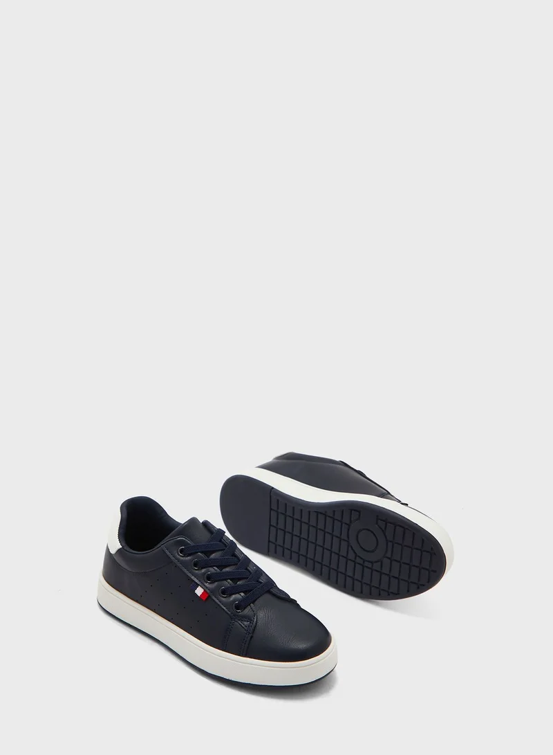 Pinata Kids Lace Up Low Top Sneakers