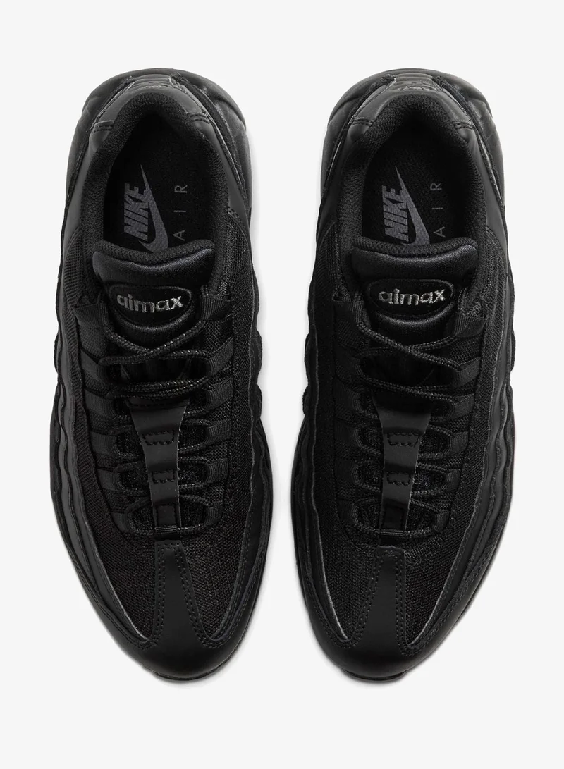 نايكي حذاء اير ماكس 95 ايسينشال