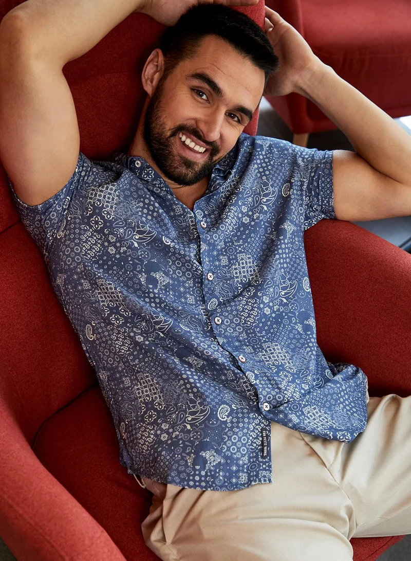Campus Sutra Men's Baby Blue Paisley Shirt