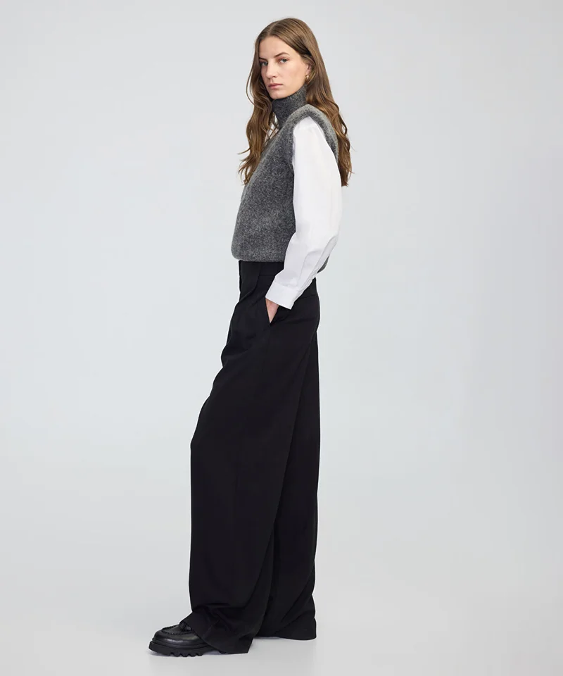 ابيكول Wide-Leg Trousers with Belt