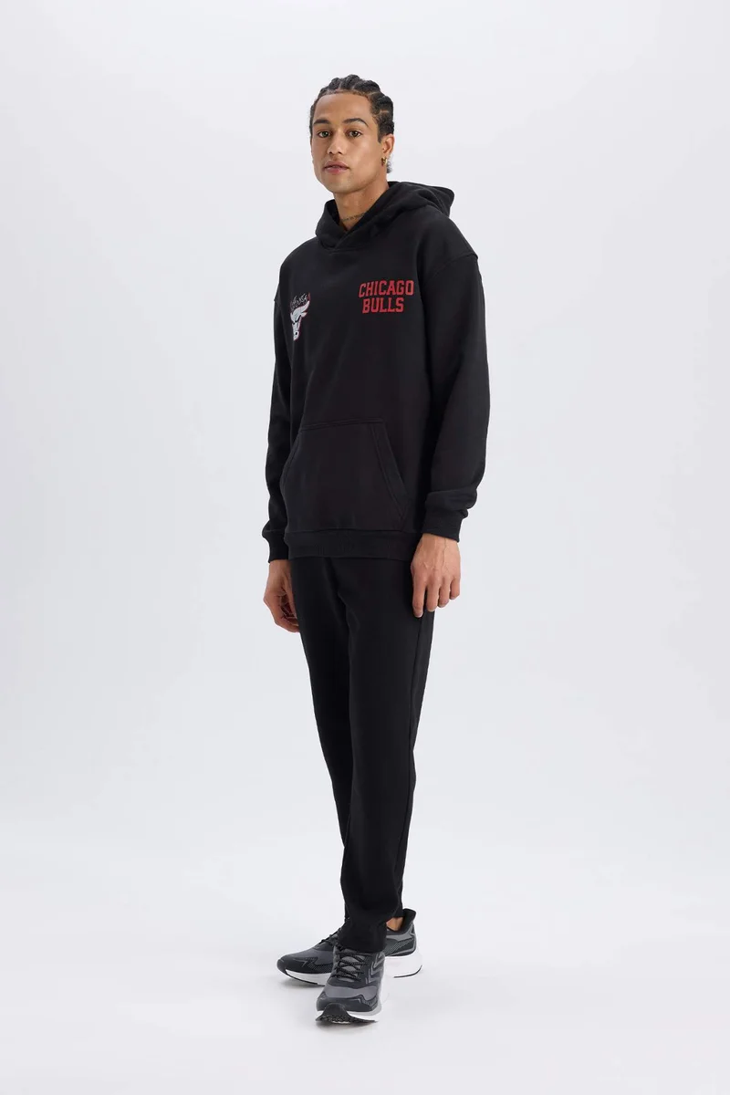Defacto DeFactoFit NBA Chicago Bulls Boxy Fit Thick Sweatshirt