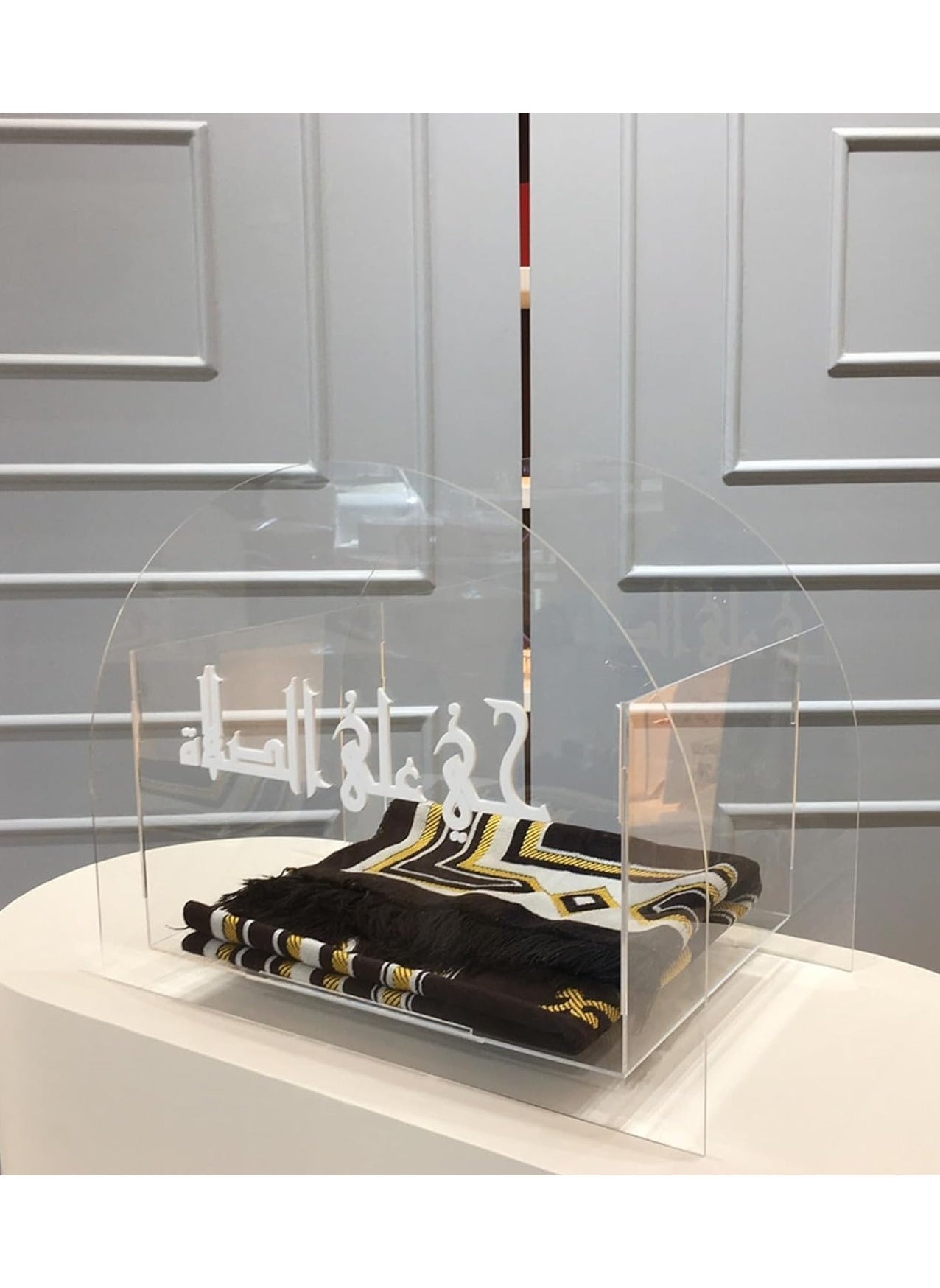 Prayers Mat Clear Acrylic Box || Prayer Rug Case for Home Decoration for Living Room, Bedroom, and Libraries || Box Size 60x40x40 cm. - https://f.nooncdn.com/p/pzsku/ZB91DEEE9084D9F17F251Z/45/1746230761/1e82be57-cf18-4d5c-95d7-c3c23c14e9b3.jpg?width=original