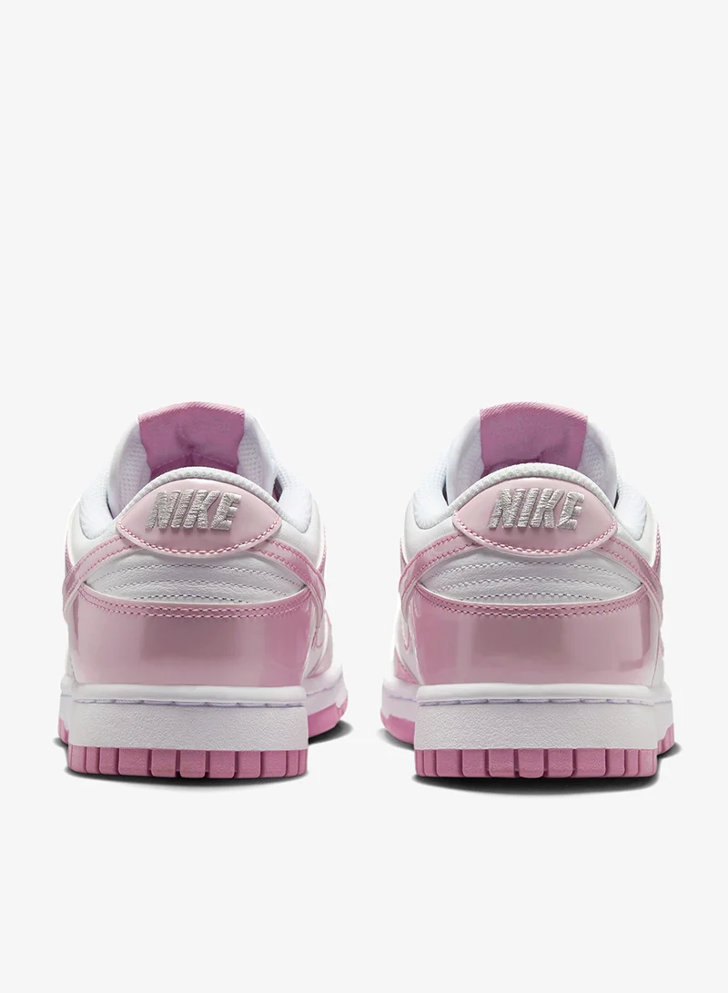 Nike WHITE/PINK RISE-WHITE-MTLC SILVER Dunk Low Se Street1 for Women | Best Price UAE