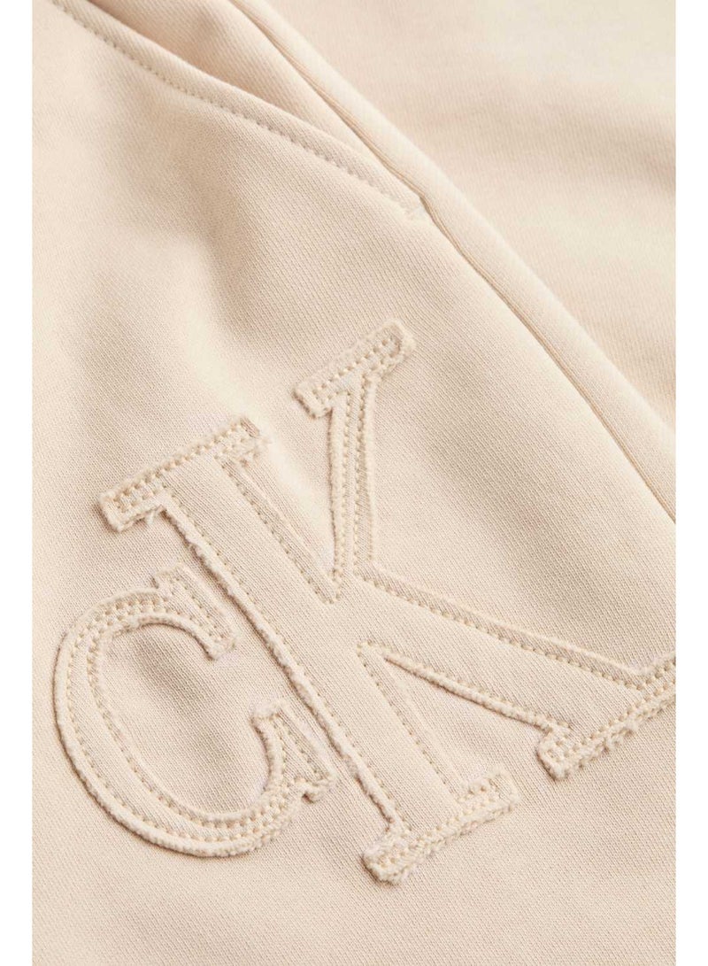 كالفن كلاين جينز بنطلون رياضي مريح بشعار - Image 2