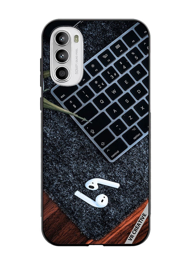VR CREATIVE Protective Case Cover For Motorola Moto G82 Earphone With Keyboard Design Multicolour - Image 1
