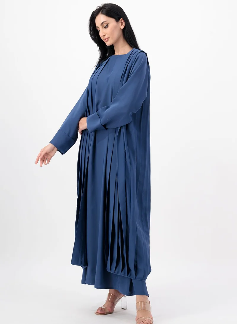 Meem by Mariyah Pleated Detail Abaya