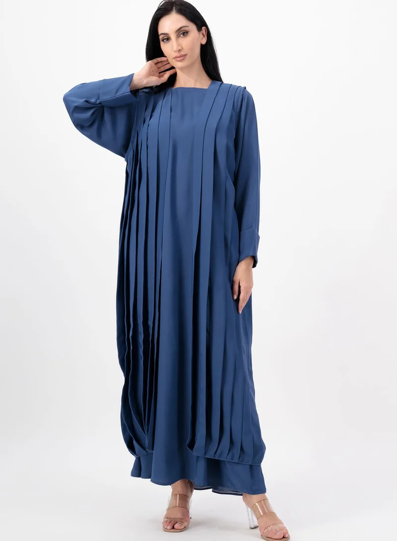 Meem by Mariyah Pleated Detail Abaya