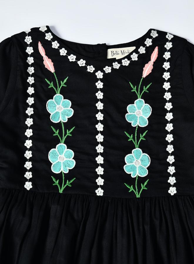BELLA MODA Floral Embroidered Dress - Image 4
