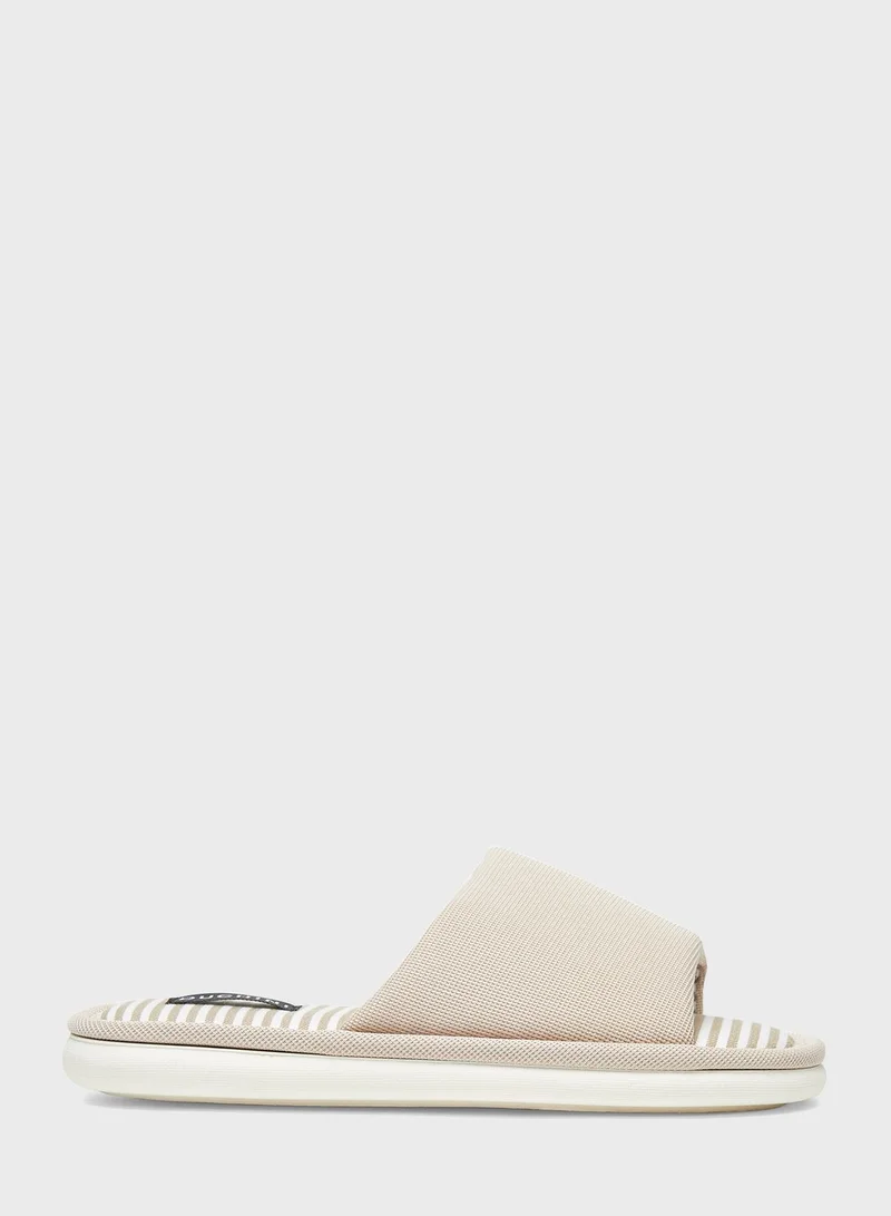 دوتشيني Bedroom Slippers