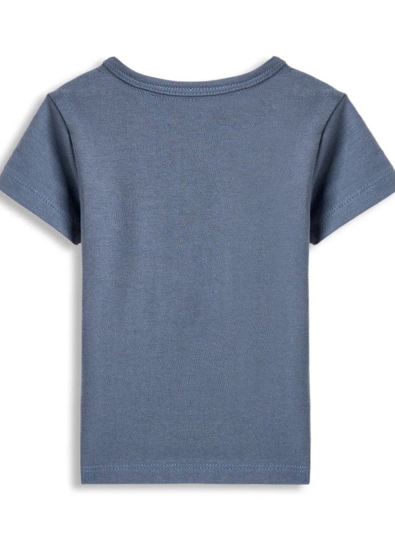 Dirkje Dirkje Boys Set - Short sleeve Interactive T-Shirt & White Cargo shorts in textured fabric