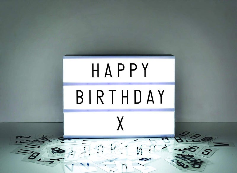 STORE 2508 صندوق إضاءة سينما STORE2508 بحجم A4 مع مجموعة من الحروف والأرقام السوداء والملونة لتصميم صندوق إضاءة LED السينمائي (حجم A4) - Image 5