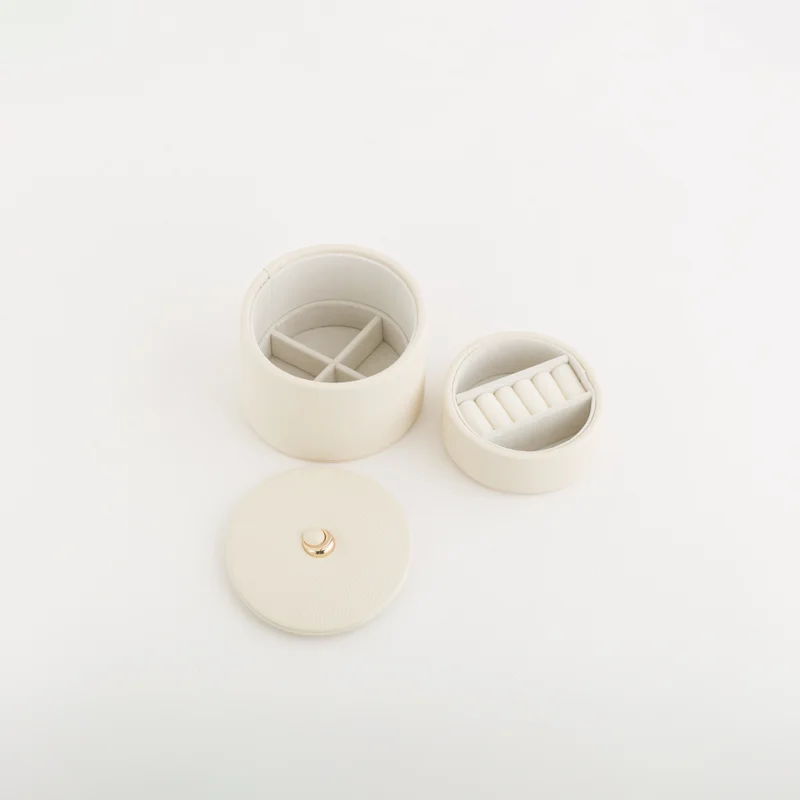 CARPISA  Women's Jewellery Case Gemma Jewelry Case Butter for Women | Best Price UAE