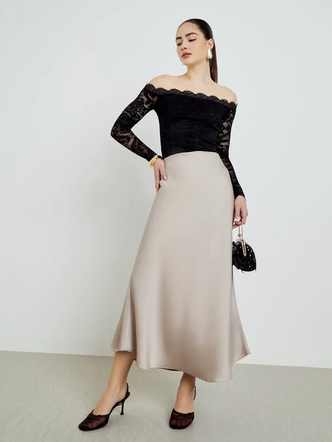 ستايلي Styli Black Lace Off-Shoulder Blouse