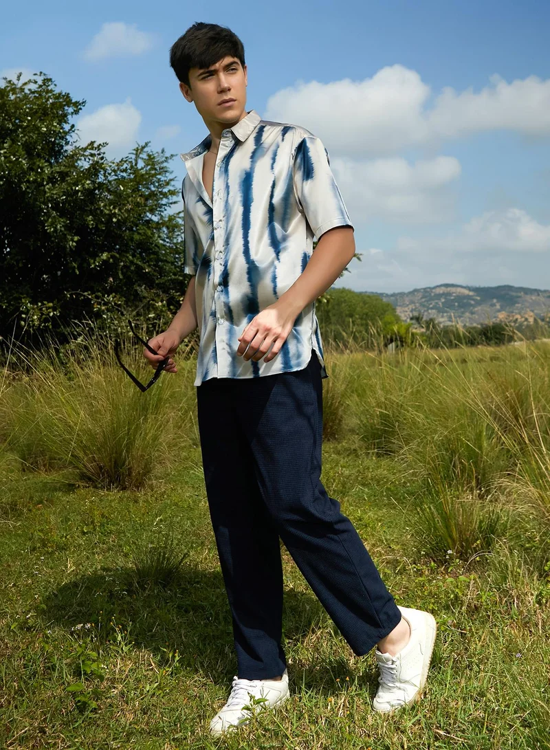 كامبوس سوترا Men's Indigo Blue Ombre Sheen Oversized Shirt