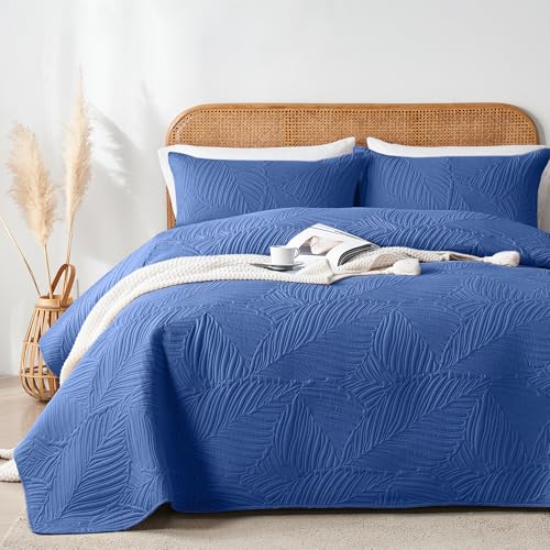 OARAGE Twin Quilt Bedding Set Soft Lightweight Dark Blue Bedspread with Leaf Pattern Ultrasonic Microfiber Bed Coverlet for All Season (1 Quilt,1 Sham) - Image 1