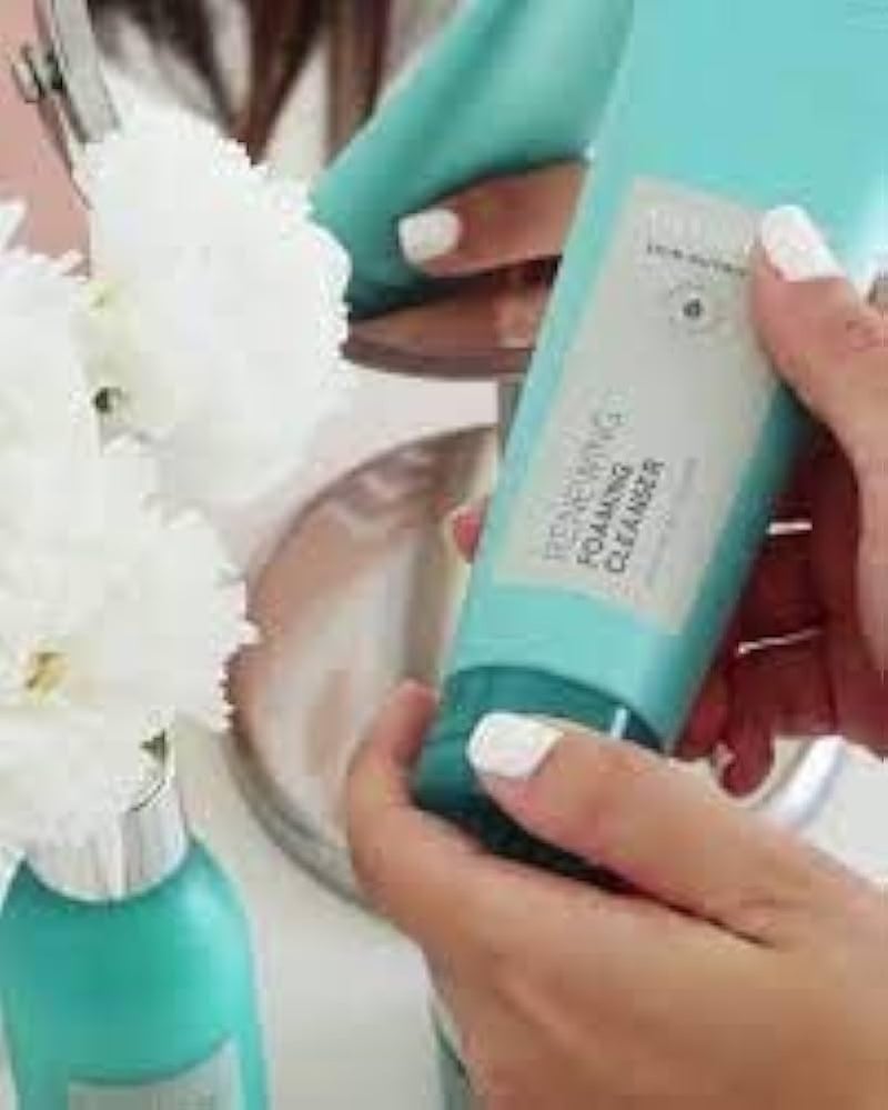 Amway Artistry Renewing Foam Cleanser, 125ml - Image 4