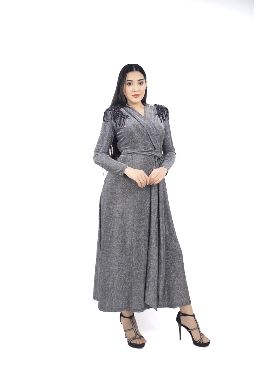 ان لاف Embroidered Crepe Dress