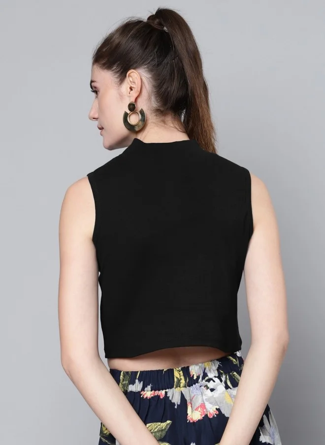 SASSAFRAS Black Solid Crop Top for Women