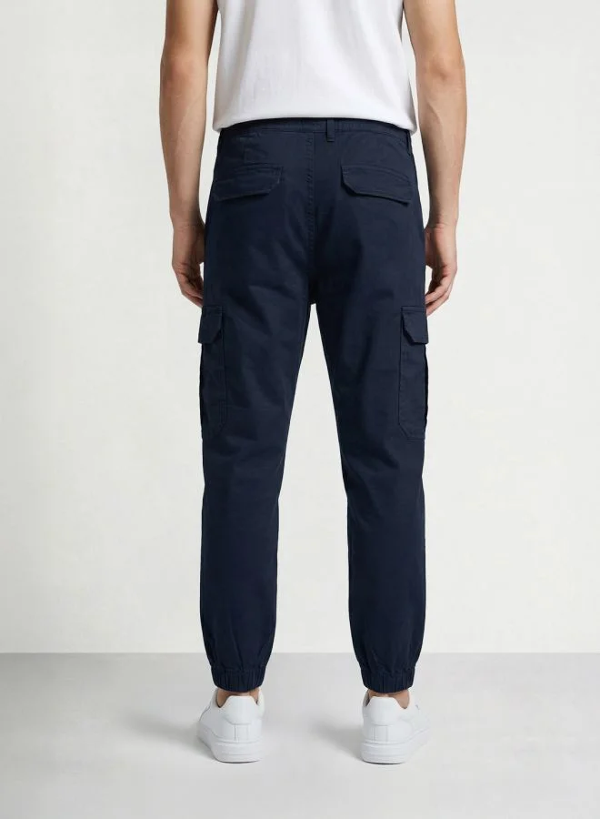 The Indian Garage Co Men Regular Fit Solid Cargo Pocket Mid-Rise Cargo Joggers