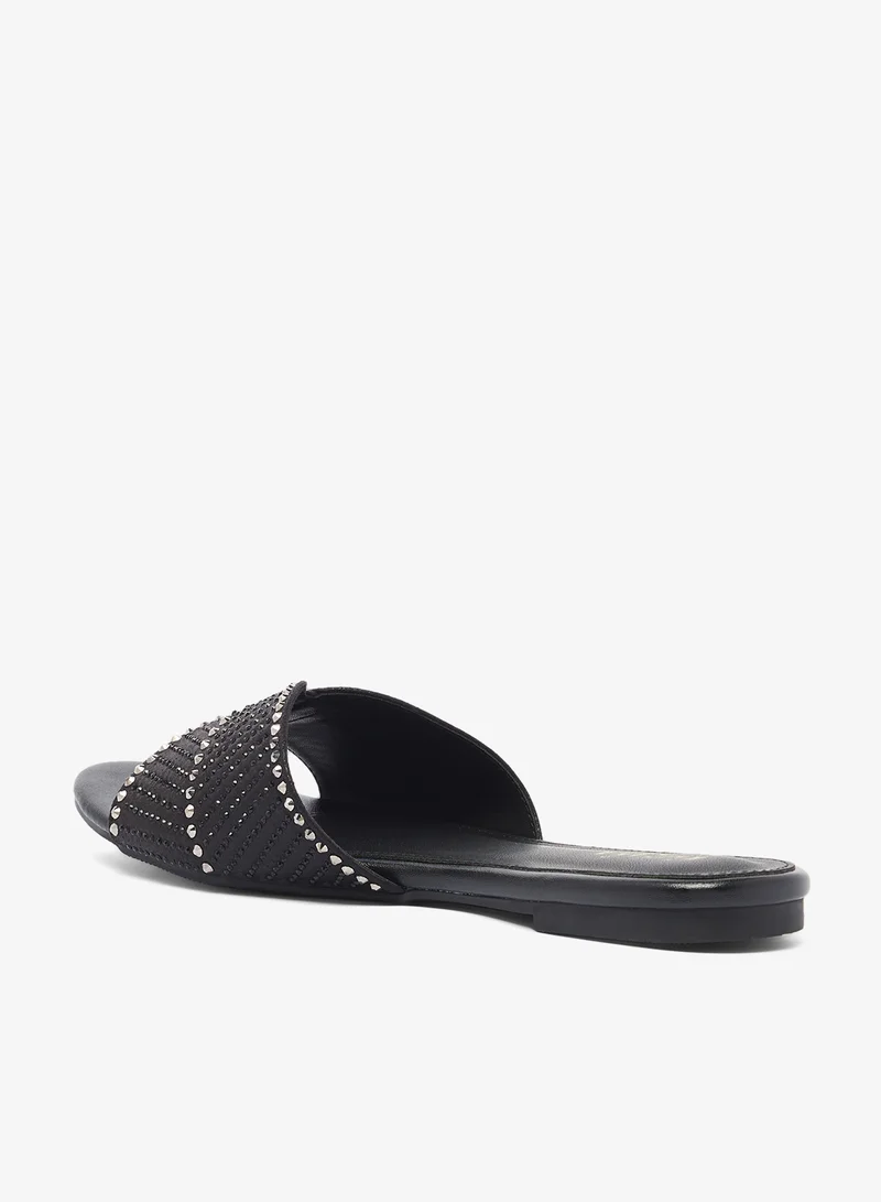 Khizana Flat Sandals