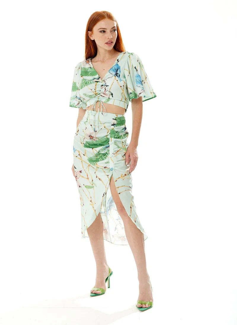 Liquorish Mint Bird Print Ruched Front Crop Top