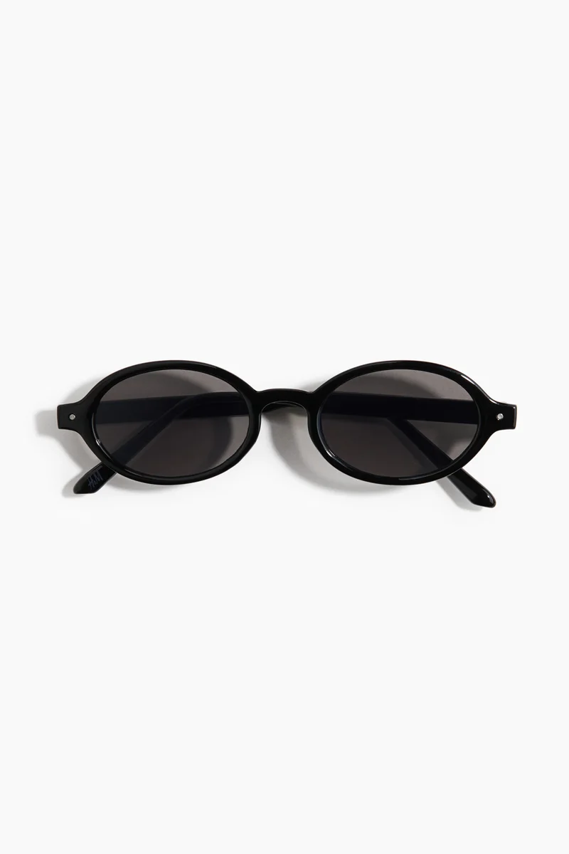 Oval sunglasses