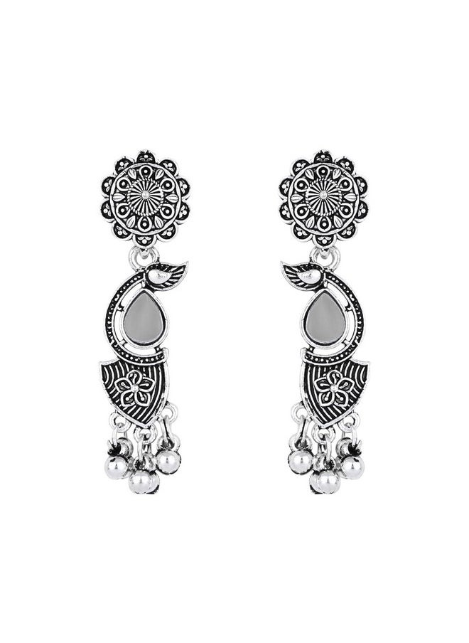 I Jewels I Jewels Navratri Silver Oxidised Afghani Ghungroo Drop Choker Necklace Jewellery Set With Earrings For Women (White)  - Image 4
