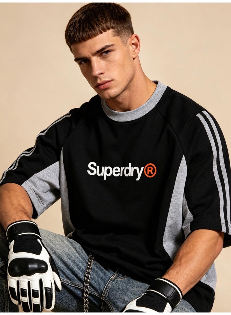 سوبر دراي Superdry men and women with the same heavyweight 100% cotton T-shirt, LOGO printed retro color block striped short-sleeved casual T-shirt. - Image 1
