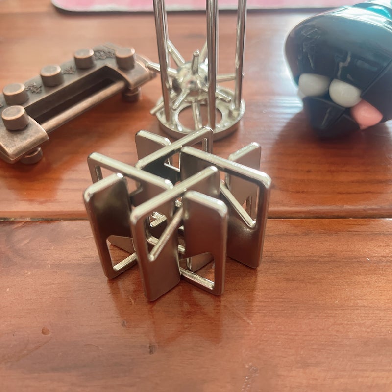 Intelligence Unlocking Crossword Maze Puzzle Game Brain Teaser Stress Relief Toy - Image 1