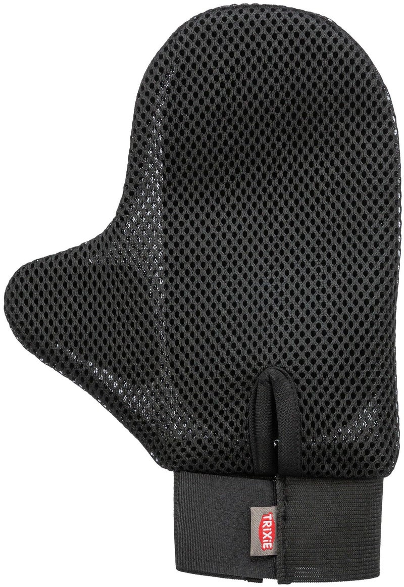 Trixie Fur Care Massage Glove, 18 X 24 cm - Image 3