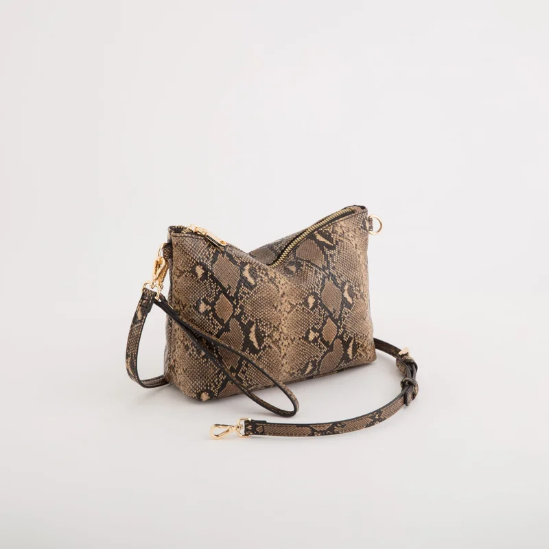 CARPISA Women's Toiletry Bag - Barbara V2