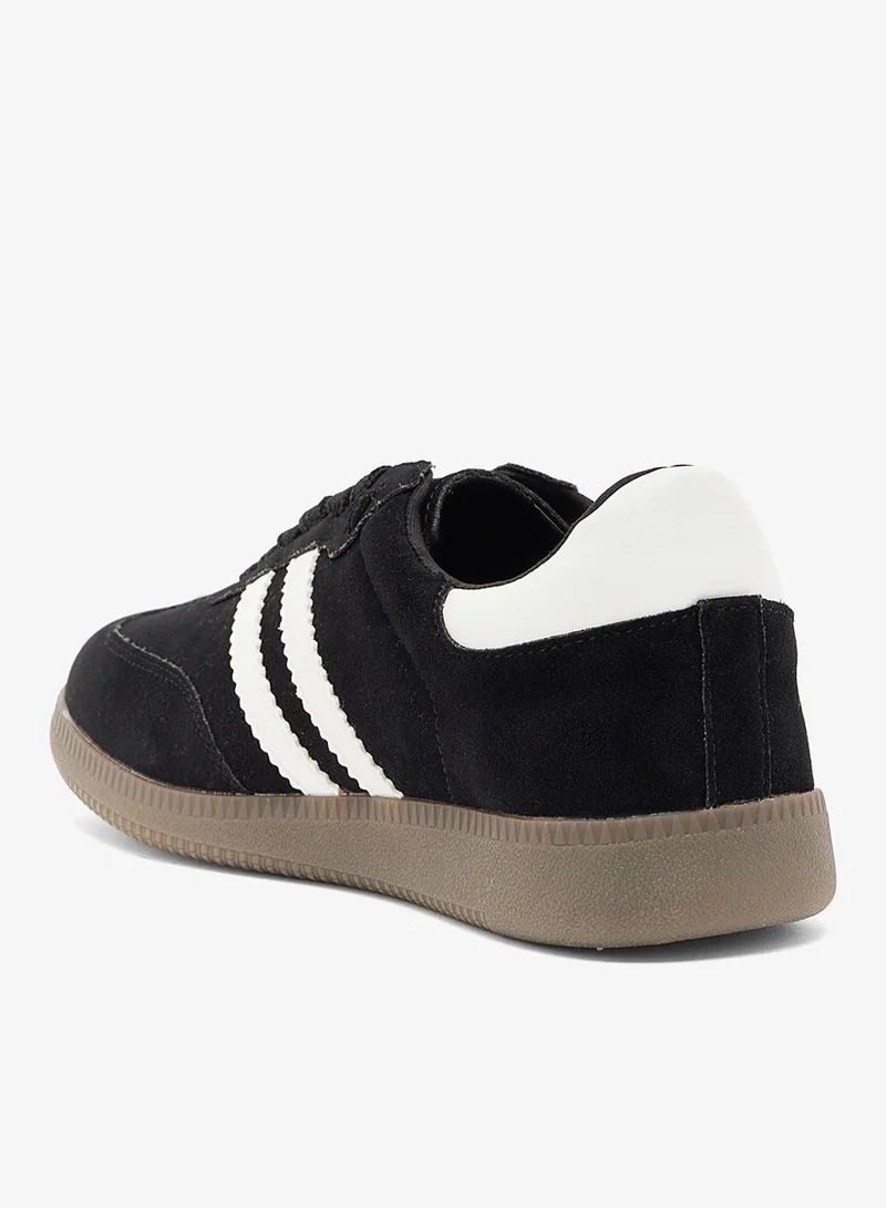 جينجر حذاء رياضي كلاسيكي للملعب