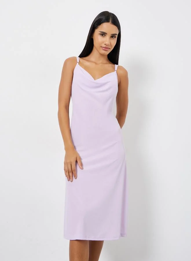 Styli Lace Butterfly Back Detail Ribbed Slip Dress