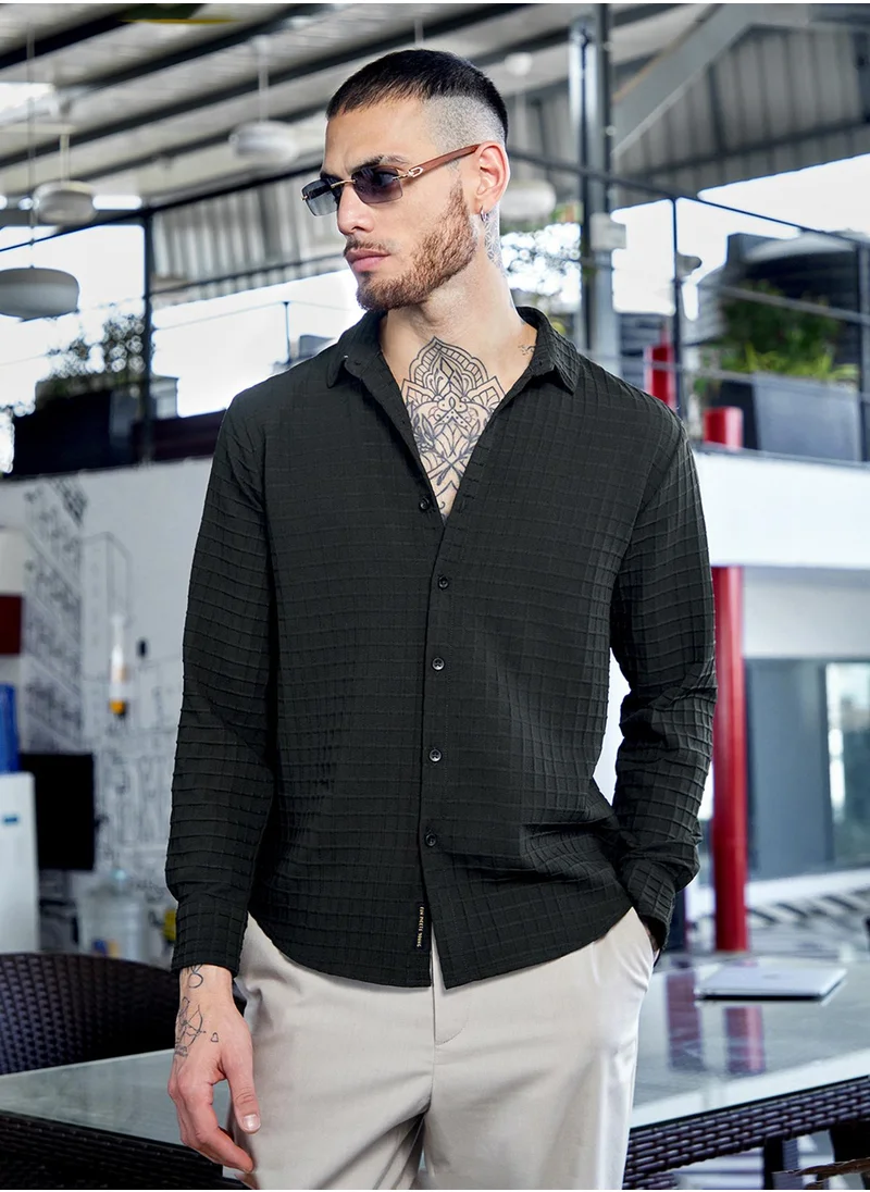 كامبوس سوترا Men's Midnight Black Embossed Graph Check Shirt