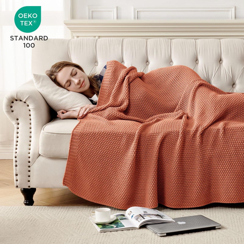 Joydeco كابل Joydeco مكتنزة متماسكة رمي بطانية خفيفة الوزن 100 ٪ من القطن ناعم ناعم دافئ رمي ثنائية بطانية لسرير الأريكة والأريكة ريفي المزرعة هدية بطانية للنساء الرجال (برتقالي محترق 51 "x63" ") - Image 3