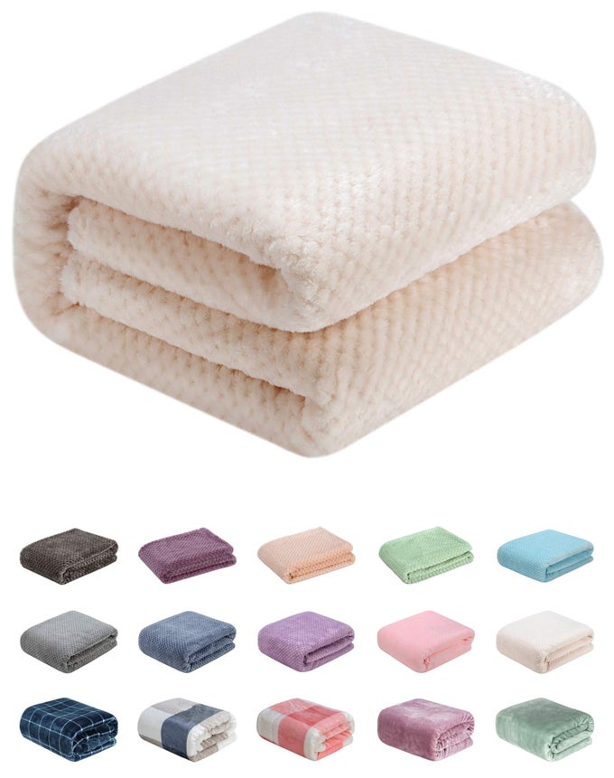 FUZZY THROW BLANKET PLUSH FLEECE BLANKETS FOR ADULTS TODDLER BOYS AND GIRLS WARM SOFT BLANKETS AND THROWS FOR BED COUCH SOFA TRAVEL AND OUTDOOR CAMPING THROW50X70 LCREAM