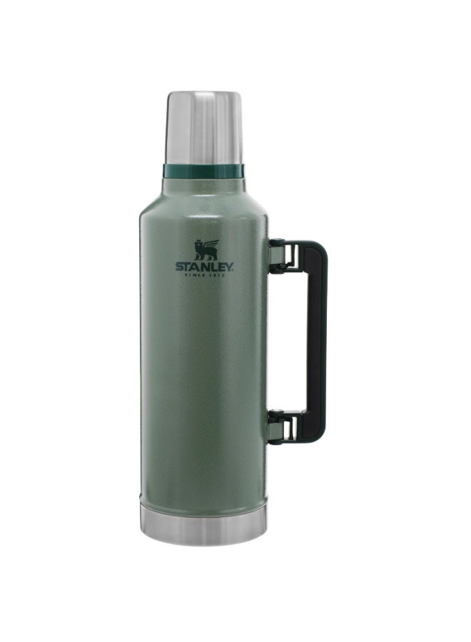 Stanley Classic Legendary Bottle 2QT (1.9L) – Original Hammertone Green Vacuum Insulated Flask | Keeps Drinks Hot 45H, Cold 2 Days, Iced 8 Days | Durable 18/8 Stainless Steel | Leakproof & BPA-Free Thermos with Cup Lid | Classic Series for Camping, Hiking, and Outdoor Adventures - Image 3