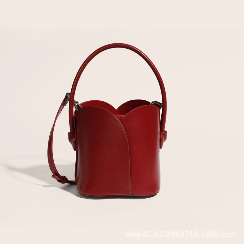 Straw Bag Women'S Summer Genuine Leather Drawstring Petal Bag 2024 Style Girls' Satchel Diagonal Trendy - Image 1