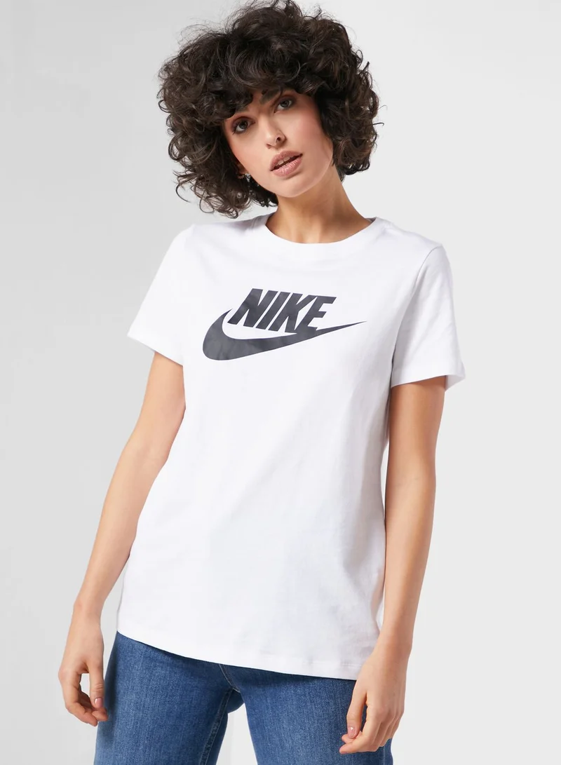 Nike Essential Futura Icon T-Shirt