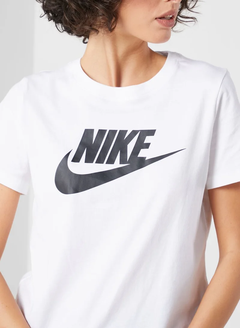 Nike Essential Futura Icon T-Shirt